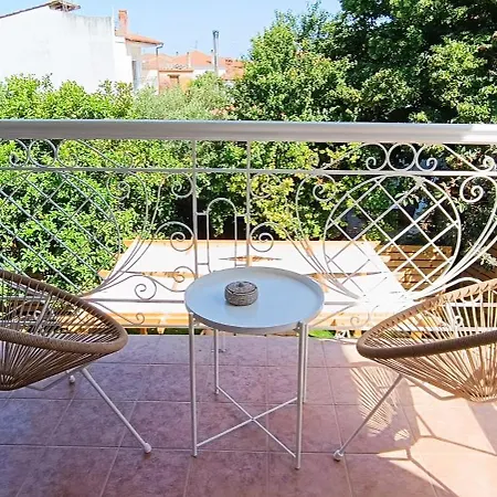 Pandesia 펜션 아피토스